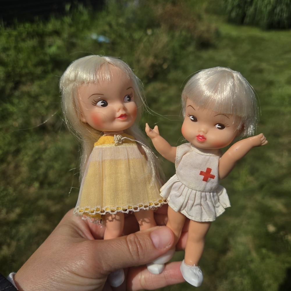 Remco Vintage Pocketbook Dolls. Lot Of 2